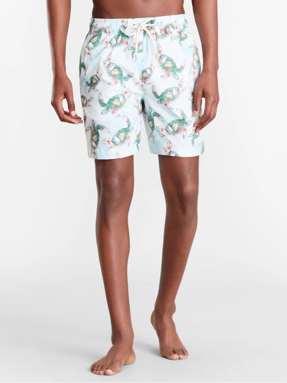 Brooks Brothers Montauk 6" Turtle Print Swim Trunks. Size: Medium.